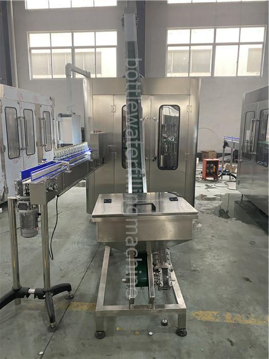 2000BPH 2000MLJuice Cam Şişe Dolum Kapatma Makinası 1