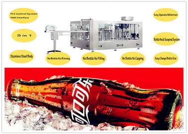 PCL Control Carbonated Drink Filling Machine For Small Food / Beverage Factory